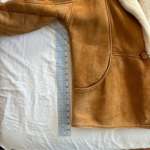 Overland Shearling Jacket - Picture 13 of 13
